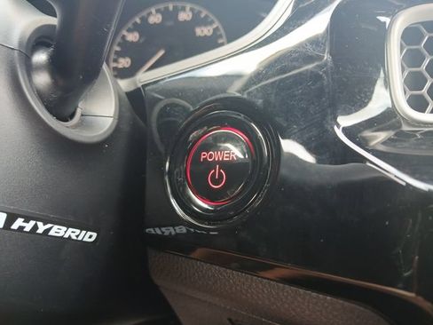 Certified 2025 Honda Civic Sport image 26