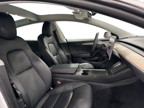 Certified 2022 Tesla Model 3 Long Range AWD/4WD image 13