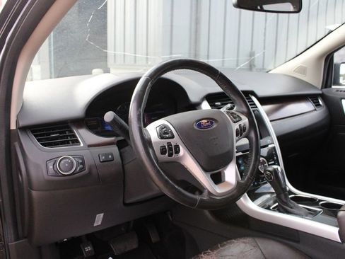 Used 2013 Ford Edge Limited AWD/4WD image 2