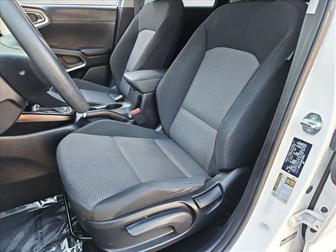 Used 2024 Kia Soul LX w/ Option Group 015 FWD image 15