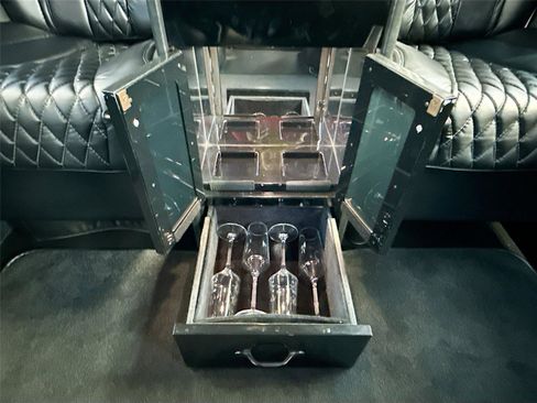 Used 2020 Mercedes-Benz Sprinter 3500 image 28