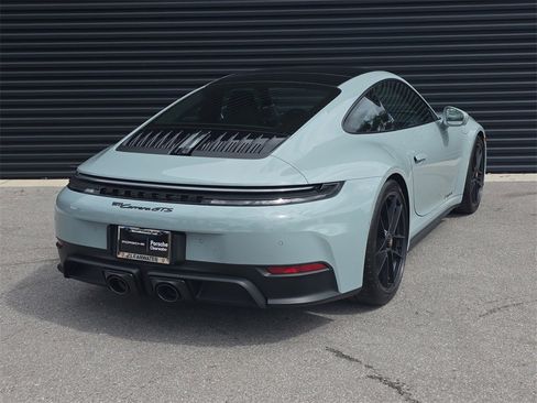 Used 2025 Porsche 911 Carrera GTS image 7