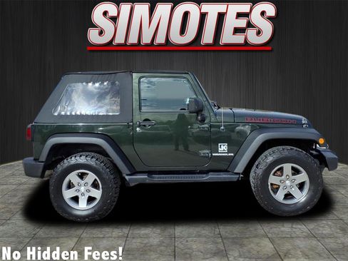 Used 2010 Jeep Wrangler Rubicon w/ PWR Convenience Group image 2