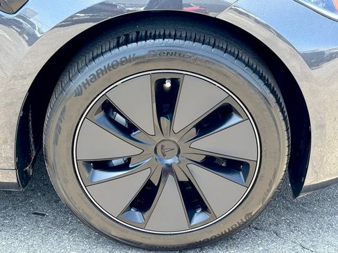 Used 2025 Tesla Model 3 Long Range RWD image 33