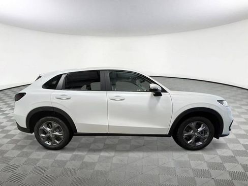 New 2026 Honda HR-V LX image 3