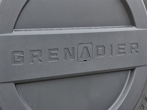 New 2025 INEOS Grenadier Fieldmaster Edition image 9