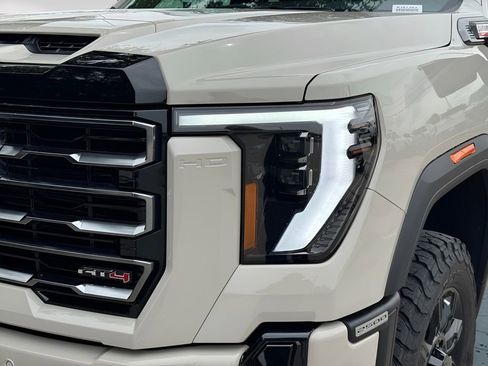 New 2026 GMC Sierra 2500 AT4 w/ AT4 Premium Plus Package AWD/4WD image 3