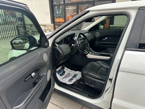 Used 2017 Land Rover Range Rover Evoque SE Premium AWD/4WD image 6