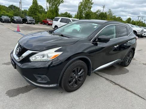 Used 2017 Nissan Murano SV w/ Premium Plus Package AWD/4WD image 2