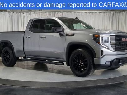 Used 2025 GMC Sierra 1500 Elevation