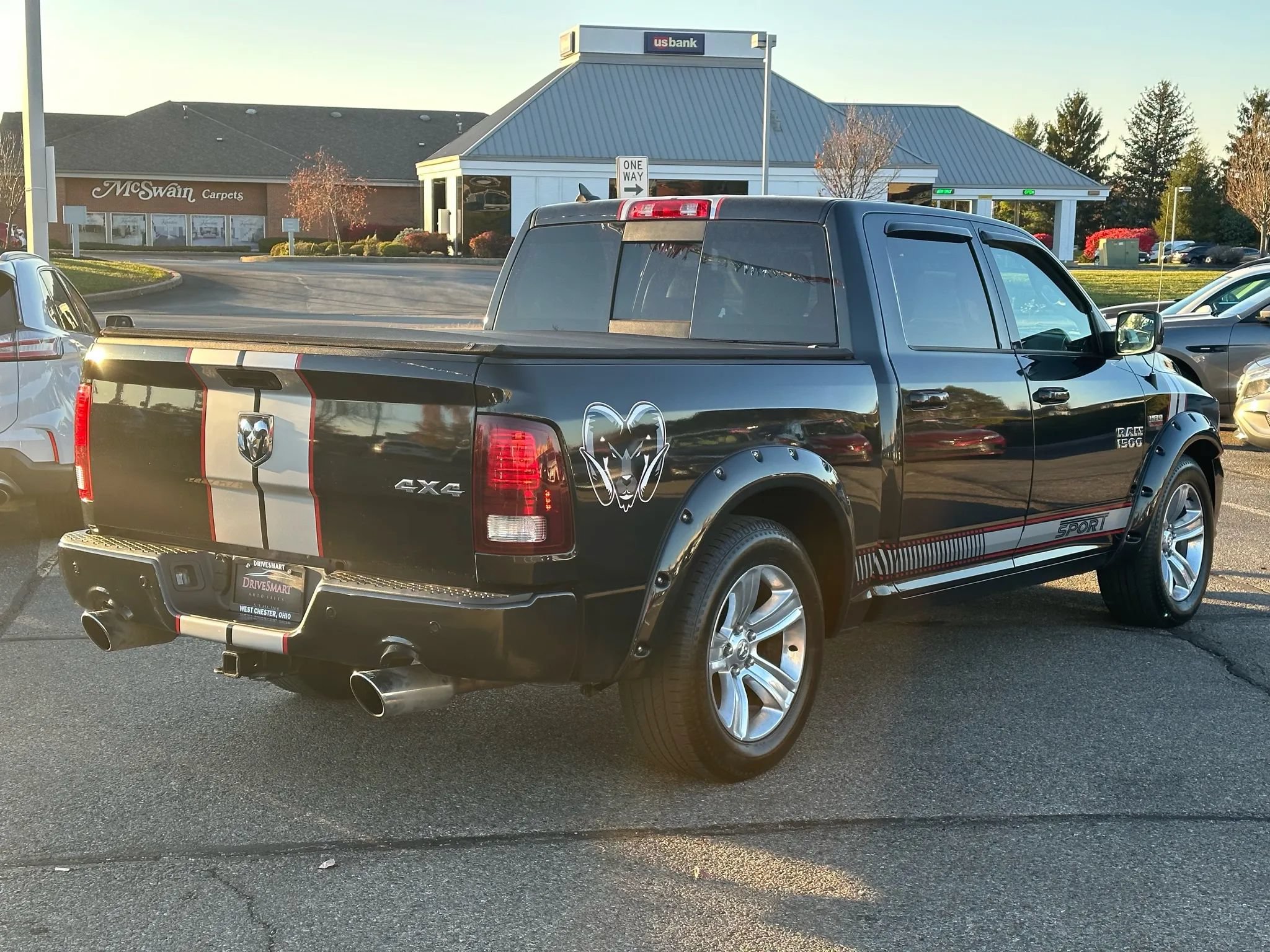 Used 2018 RAM 1500 Sport w/ Sport Premium Group AWD/4WD image 9