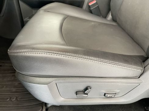 Used 2017 RAM 1500 Rebel AWD/4WD image 12