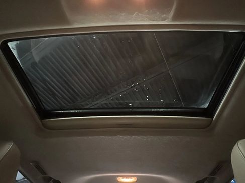 Used 2013 Toyota Highlander Limited image 29