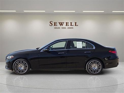 Used 2024 Mercedes-Benz C 300 Sedan image 2
