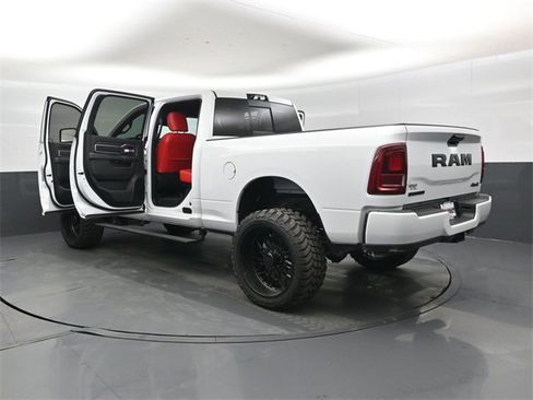 New 2026 RAM 2500 Big Horn image 46