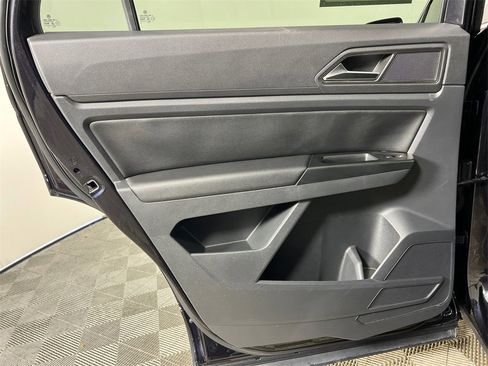 Used 2020 Volkswagen Atlas Cross Sport SEL image 24