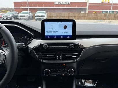 Used 2022 Ford Escape SE w/ Convenience Package