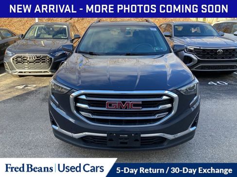 Used 2018 GMC Terrain SLT w/ Preferred Package image 2