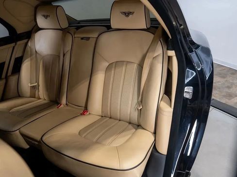 Used 2011 Bentley Mulsanne image 29
