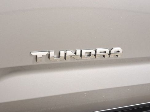 Used 2024 Toyota Tundra Limited AWD/4WD image 9