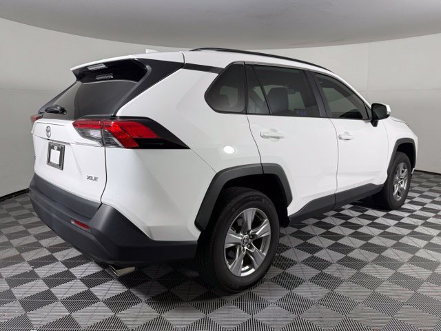 Used 2023 Toyota RAV4 XLE w/ Convenience Package FWD image 6