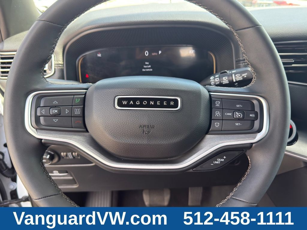 Used 2025 Jeep Wagoneer Series II RWD image 15