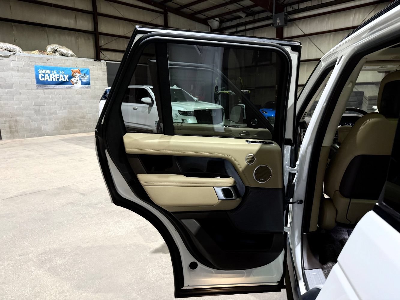 Used 2020 Land Rover Range Rover AWD/4WD image 15