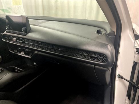 Used 2025 Honda HR-V LX image 13
