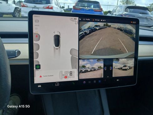 Used 2023 Tesla Model 3 Standard Range RWD image 29