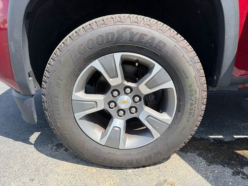Used 2018 Chevrolet Colorado Z71 AWD/4WD image 27