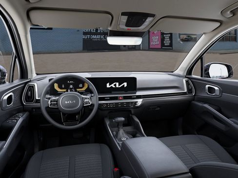 New 2025 Kia Sorento LX image 14