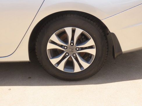 Used 2013 Honda Accord LX image 14