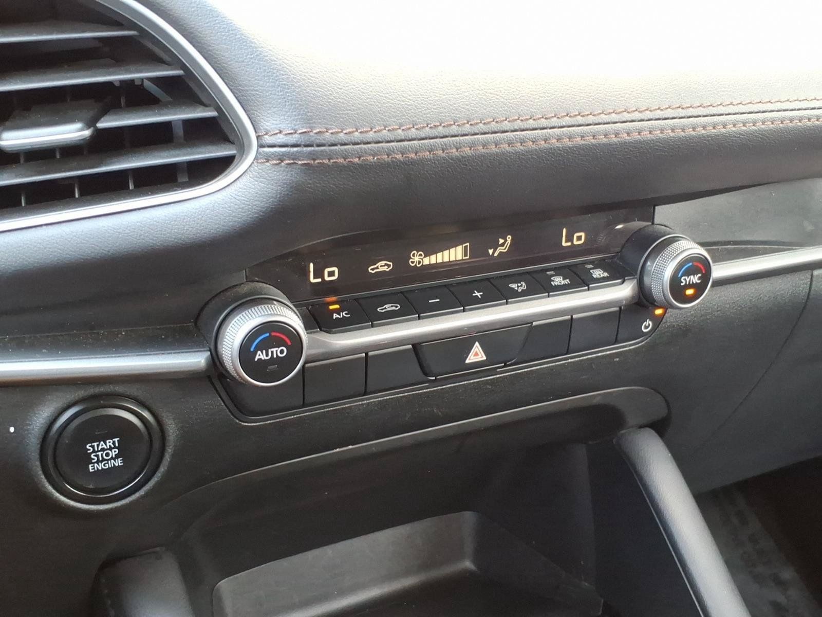 Used 2024 MAZDA MAZDA3 s FWD image 20