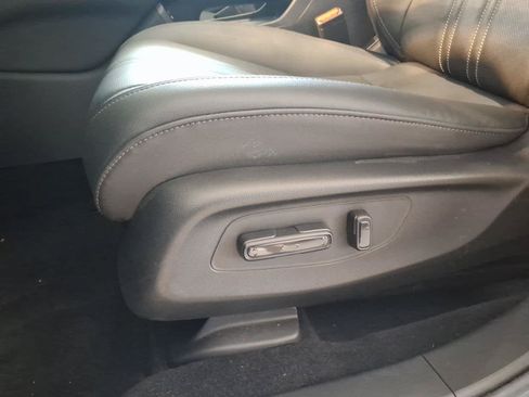 Used 2024 Honda HR-V EX-L image 15
