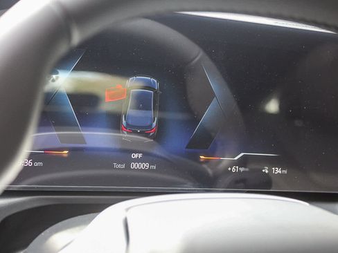 New 2026 BMW i4 eDrive40 w/ Parking Assistance Package image 32