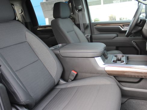 New 2026 Chevrolet Silverado 2500 LT w/ Trail Boss Package image 15