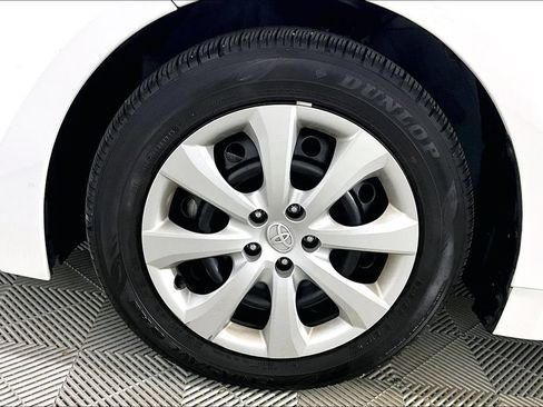 Used 2026 Toyota Corolla LE FWD image 7