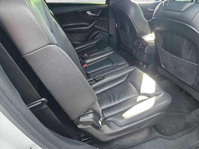 Used 2019 Audi Q7 3.0T Premium w/ Convenience Package AWD/4WD image 22