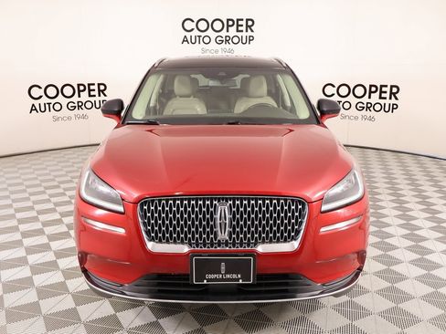 Used 2021 Lincoln Corsair Standard w/ Premium Package image 10