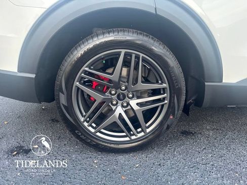 New 2026 Ford Explorer ST w/ Sun And Sound Package RWD image 32