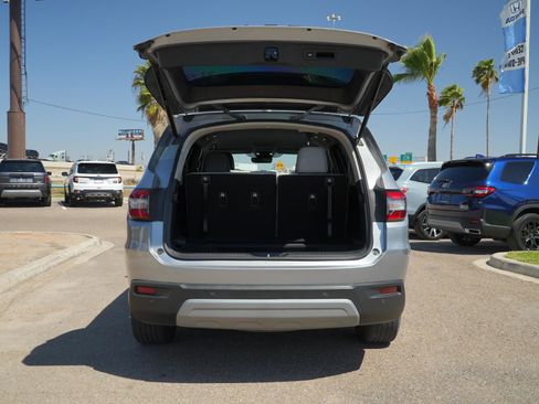 Used 2024 Honda Pilot EX-L image 7