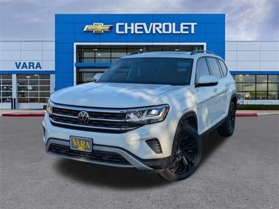 Used 2022 Volkswagen Atlas SE w/ Panoramic Sunroof Package