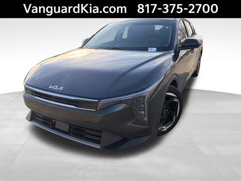 Certified 2025 Kia K4 EX image 1