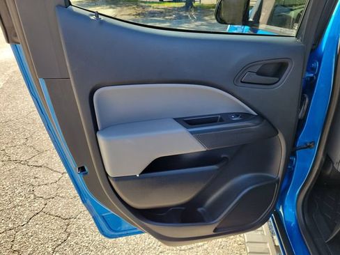 Used 2022 Chevrolet Colorado W/T RWD image 12
