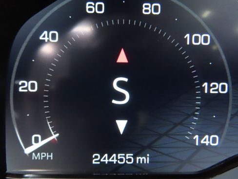 Used 2024 GMC Yukon XL Denali Ultimate image 14