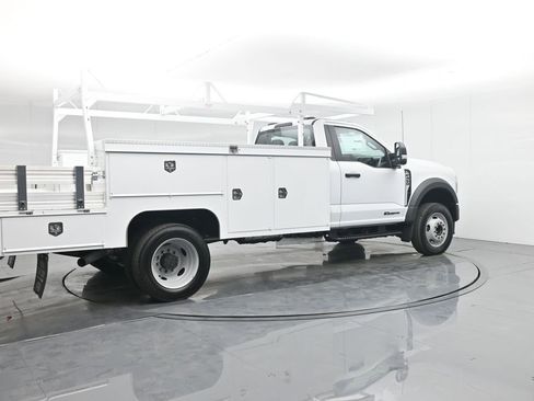 New 2025 Ford F450 XL w/ XL Chrome Package image 39