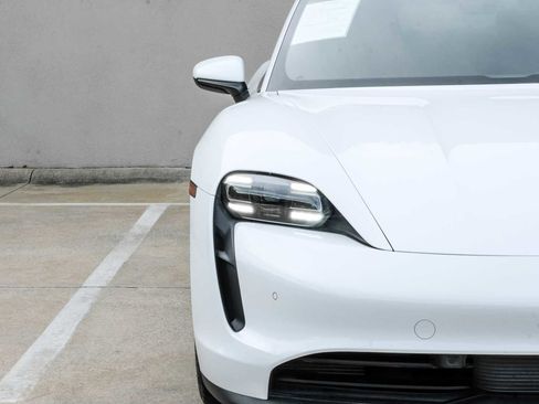 Used 2022 Porsche Taycan RWD image 52
