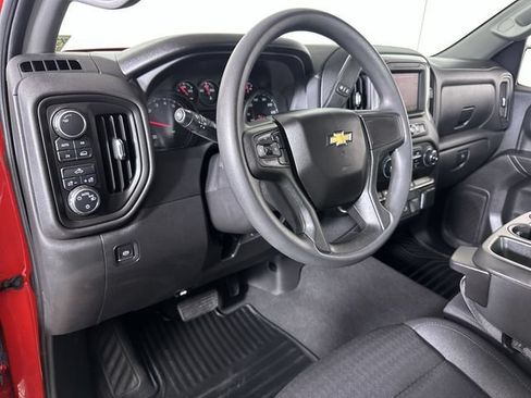 Used 2023 Chevrolet Silverado 1500 Custom AWD/4WD image 10