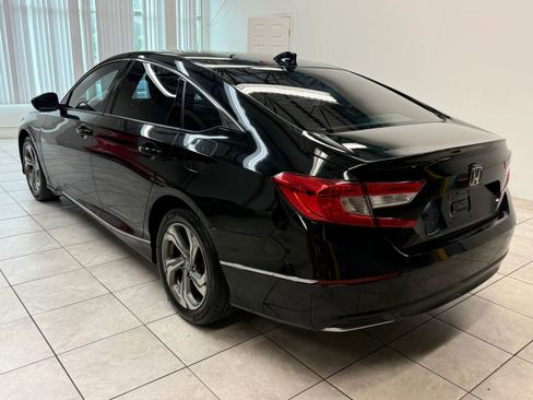 Used 2018 Honda Accord EX image 7