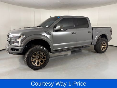 Used 2020 Ford F150 Raptor w/ Equipment Group 802A Luxury AWD/4WD image 6